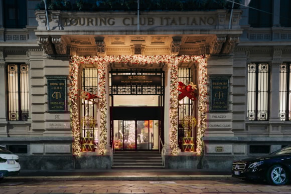 Immagine di sfondo della pagina Christmas Wonderland: il Natale incantato del Radisson Collection Hotel Palazzo Touring Club