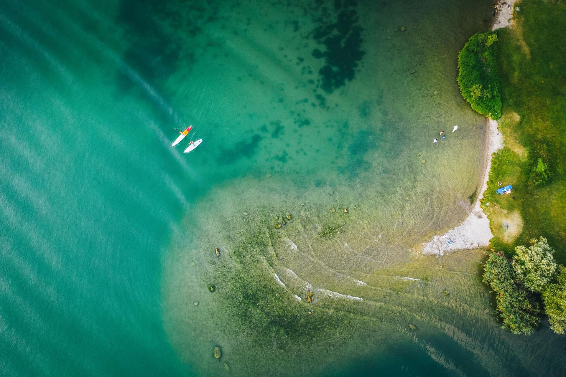 Immagine di sfondo della pagina Ticino d’estate: eventi, natura e gusto sotto il sole del sud della Svizzera