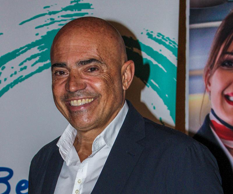 Immagine di sfondo della pagina Nuova linea Experience Veraclub per Veratour