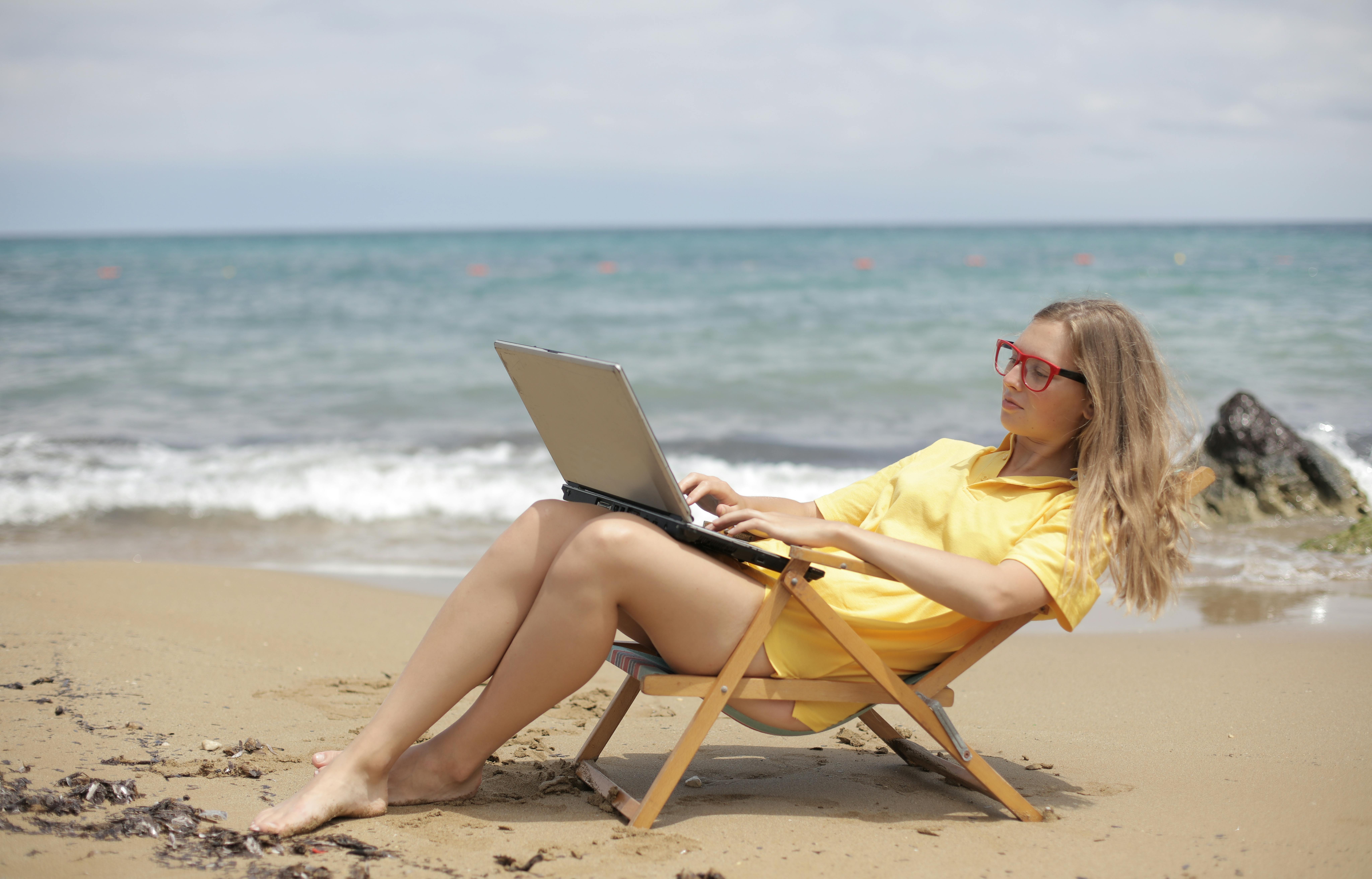 Immagine di sfondo della pagina Workcation 2025: Roma nella top 10 globale, Tokyo regina della classifica IWG