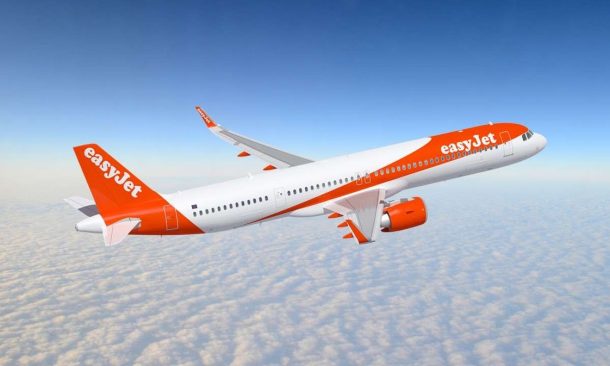 Immagine di sfondo della pagina easyJet espande l’offerta in Italia: nuove basi a Linate e Fiumicino con 27 rotte aggiuntive