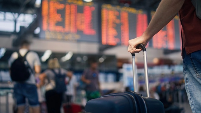 Immagine Voli a rischio tra caro carburante e crisi in Medio Oriente: quali sono i diritti dei passeggeri