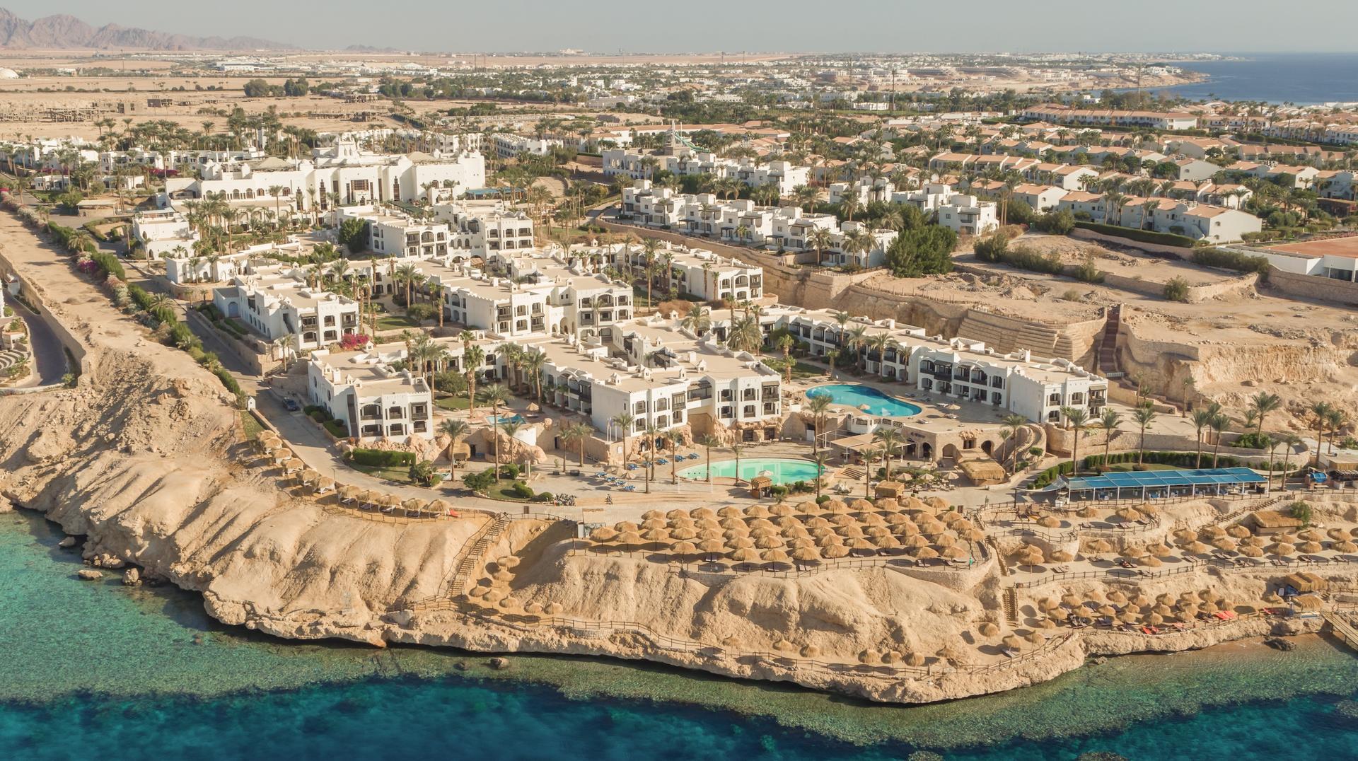 Immagine di sfondo della pagina ETI Viaggi rilancia Sharm el Sheikh: partenze settimanali da Verona e pacchetti all inclusive per il Mar Rosso