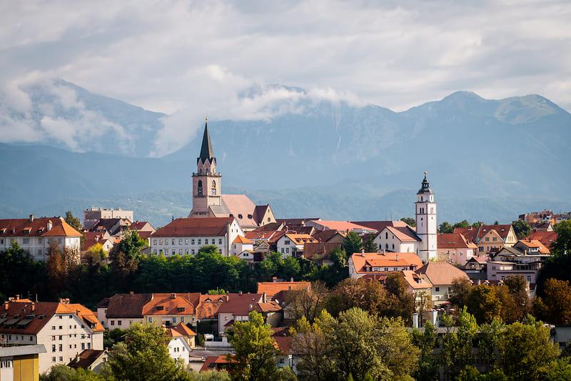 Immagine di sfondo della pagina SLOVEnia green, sostenibile, digitale