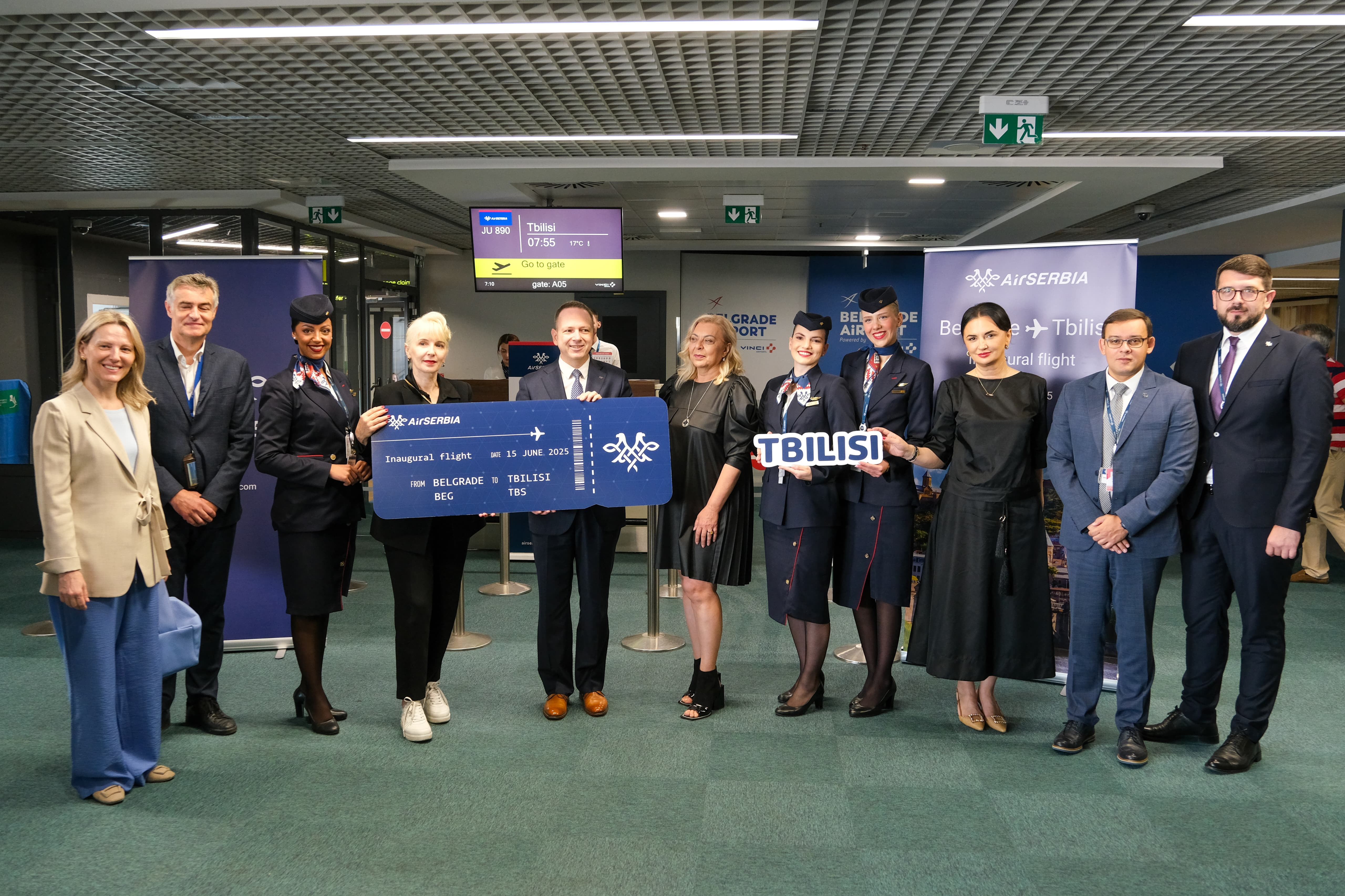 Immagine di sfondo della pagina Belgrado e Tbilisi più vicine: Air Serbia inaugura il nuovo collegamento