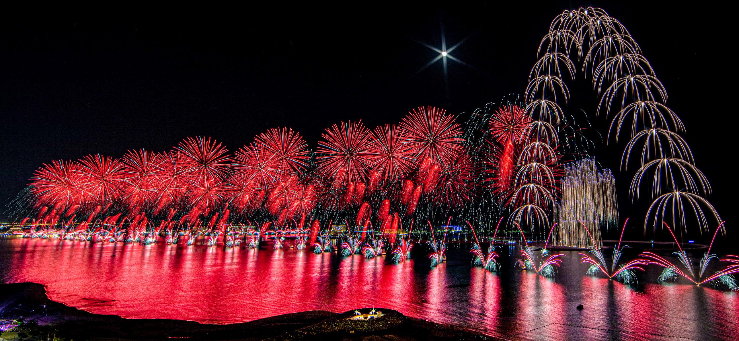 Immagine di sfondo della pagina Il Capodanno di Ras Al Khaimah 