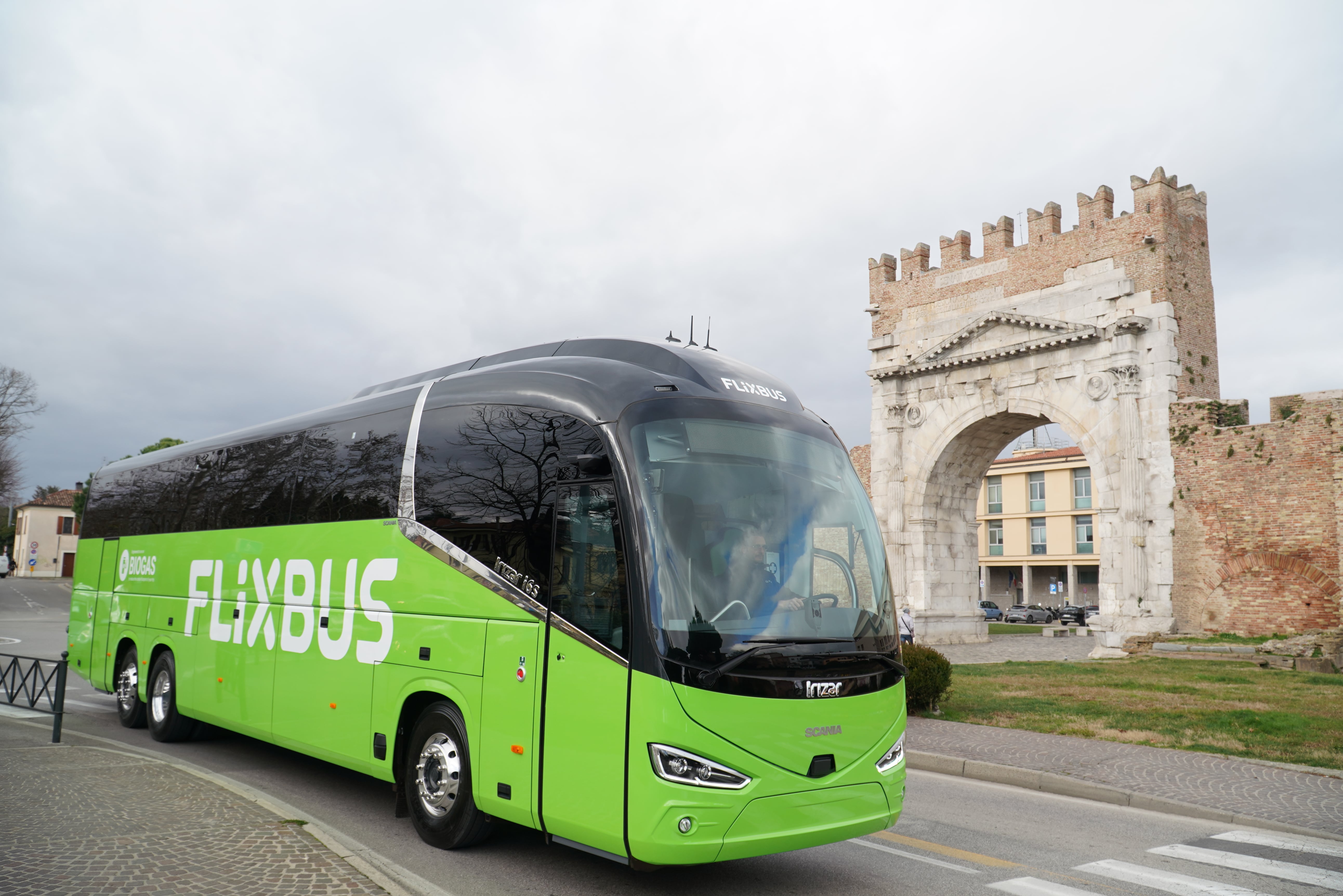 Immagine FlixBus lancia le prime linee a LNG in Italia