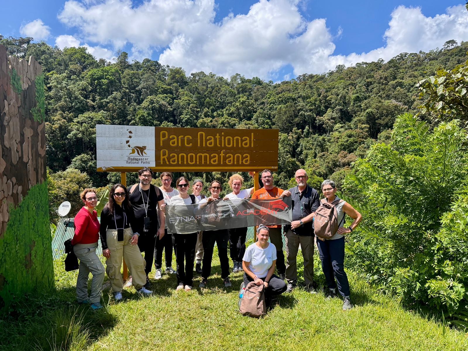 Immagine di sfondo della pagina FAM Trip in Madagascar: formazione e turismo esperienziale con Etnia Travel Concept