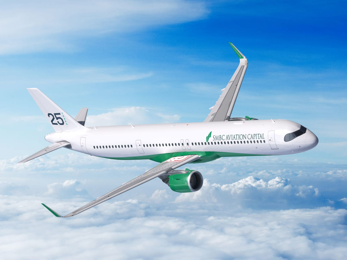 Immagine SMBC Aviation Capital ordina 100 aeromobili della famiglia Airbus A320neo