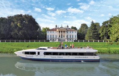 Immagine di sfondo della pagina Una romantica crociera tra le Ville Venete della Riviera del Brenta