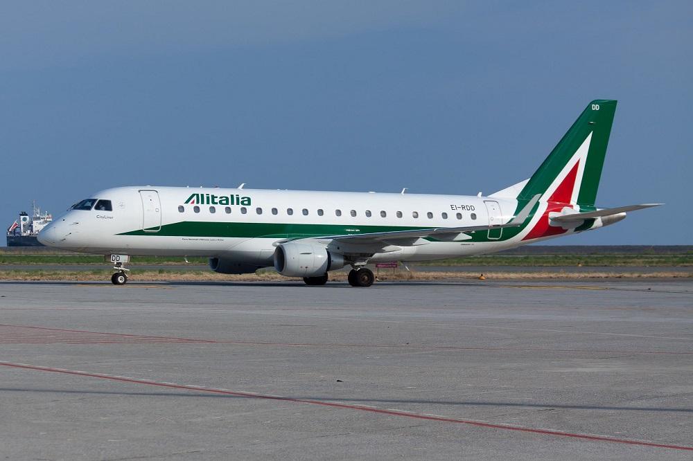 Immagine di sfondo della pagina Nuovi voli dall’Aeroporto di Genova