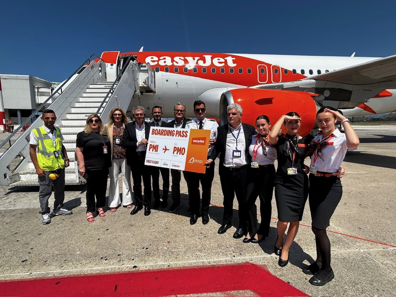 Immagine di sfondo della pagina easyJet lancia il volo diretto Palermo-Palma di Maiorca, due volte a settimana