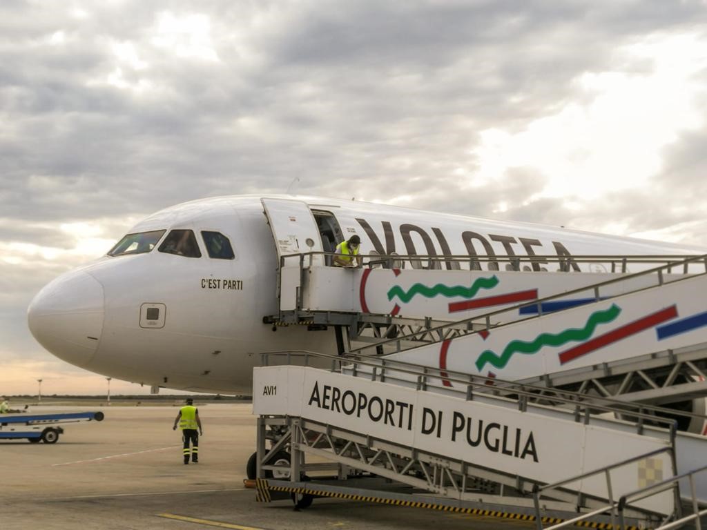 Immagine Volotea rafforza Bari per la summer 2026: 14 rotte e tre destinazioni francesi