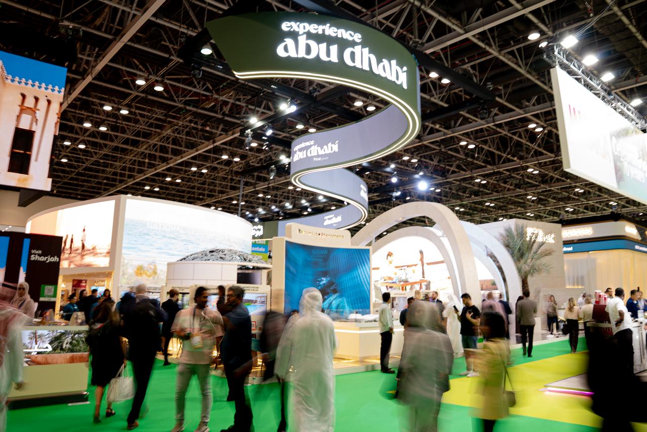 Immagine di sfondo della pagina DCT Abu Dhabi lancia il portale per rivenditori dell'Abu Dhabi Pass all'Arabian Travel Market