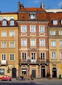 Immagine di sfondo della pagina Varsavia, Polonia: turismo in crescita. A marzo 5584 presenze italiane in hotel 