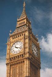 Immagine di sfondo della pagina Lastminute.com: per Pasqua  “vacanze  brevi ma di qualità  e last booker“. Capitali europee: Londra e Parigi in testa