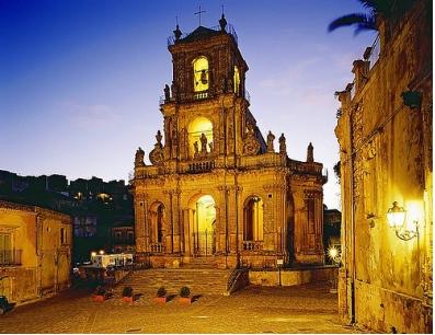 Immagine di sfondo della pagina Turismo accessibile, Noto e Siracusa protagoniste
