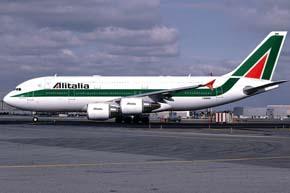 Immagine di sfondo della pagina Alitalia, sviluppo della flotta lungo raggio