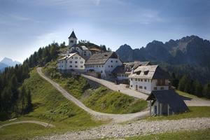 Immagine di sfondo della pagina TurismoFVG promuove l’Adunata Nazionale degli Alpini a Pordenone