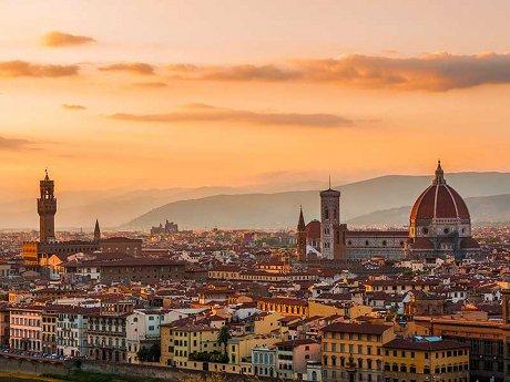 Immagine di sfondo della pagina Leone Blu: una finestra su Firenze  