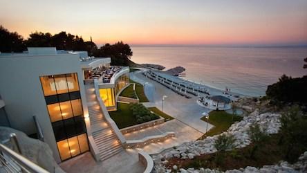 Immagine di sfondo della pagina Cinque stelle in Croazia: il Kempinski Hotel Adriatic