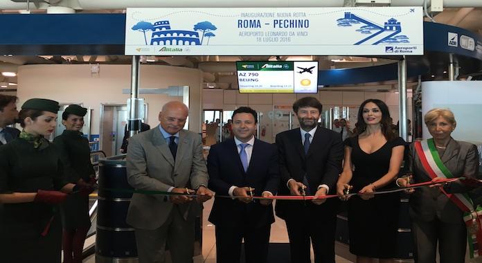 Immagine di sfondo della pagina Alitalia vola a Pechino