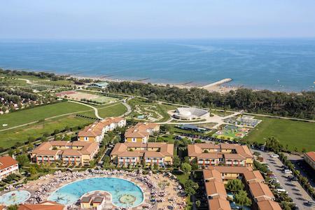 Immagine di sfondo della pagina Lampo.it: Lido Altanea nei sogni dei tedeschi e non solo 