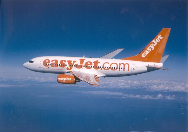 Immagine di sfondo della pagina Più Sardegna con easyJet per i passeggeri del Nord-Est 
