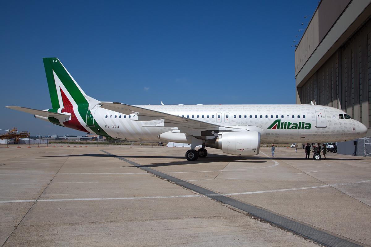 Immagine di sfondo della pagina Alitalia: piano scioperi 23 febbraio
