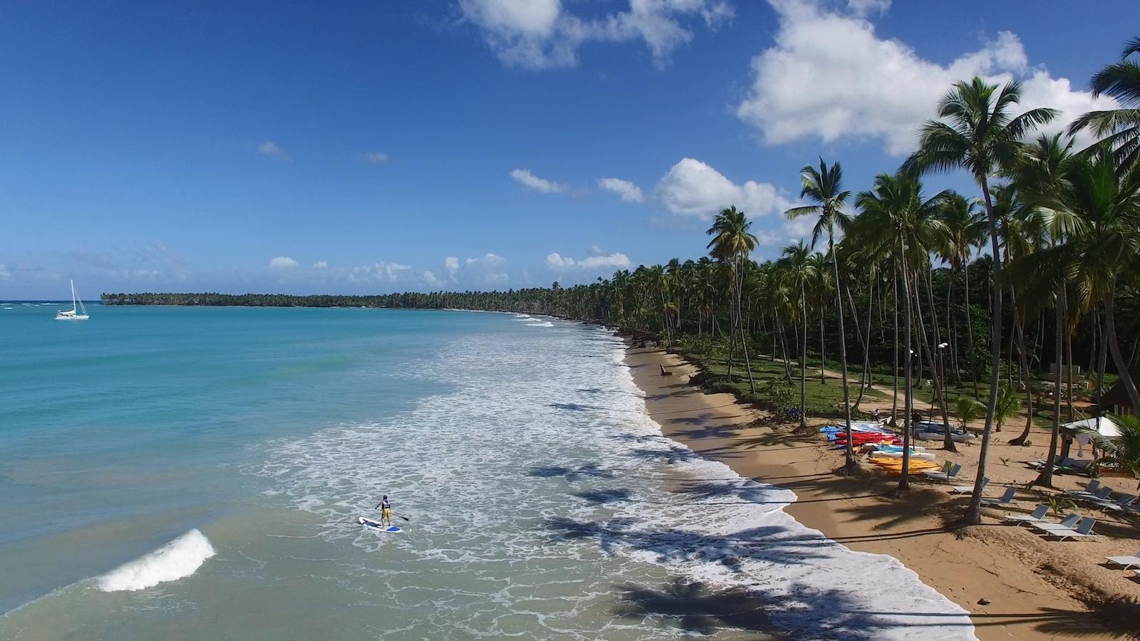 Immagine di sfondo della pagina Viva Wyndham Resorts compie 30 anni 