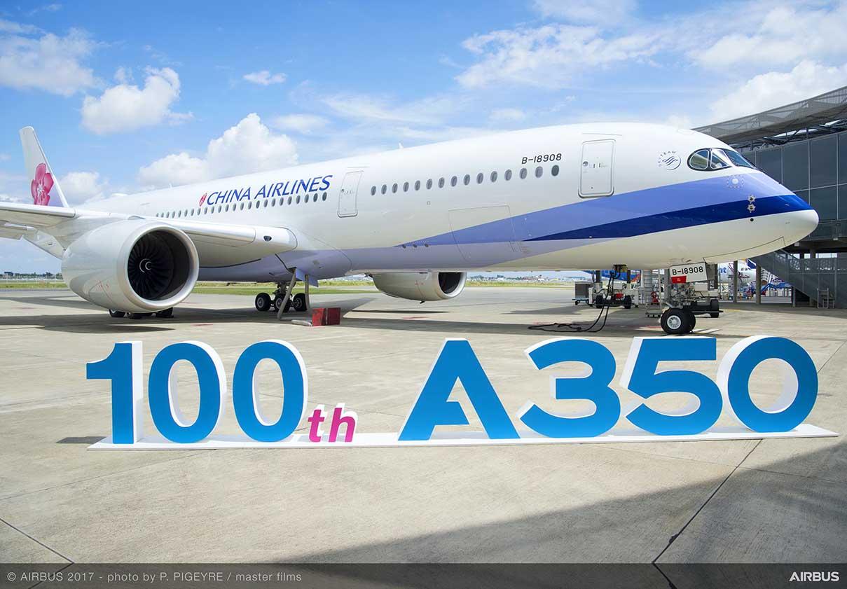Immagine di sfondo della pagina Airbus consegna il 100o A350 XWB