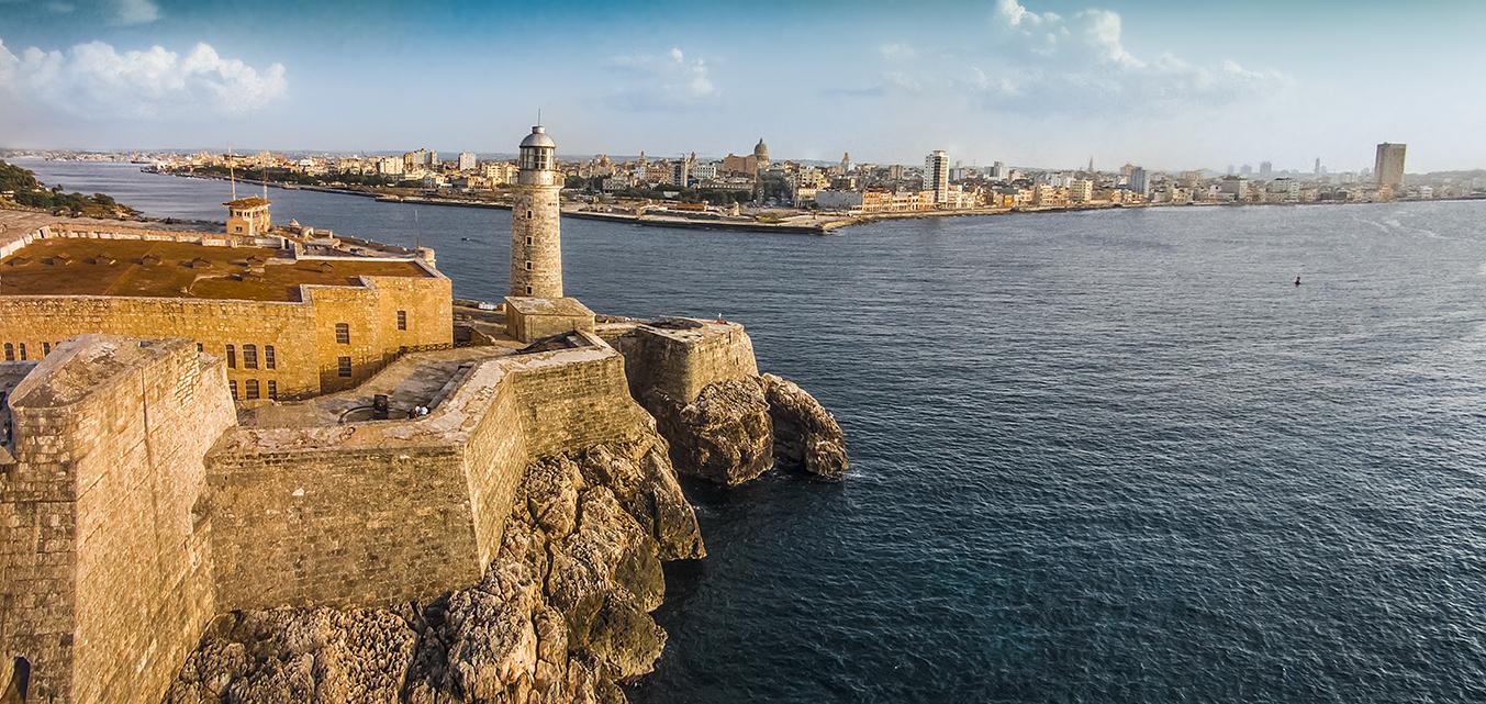 Immagine di sfondo della pagina Cuba:  riparte il roadshow attraverso l’Italia