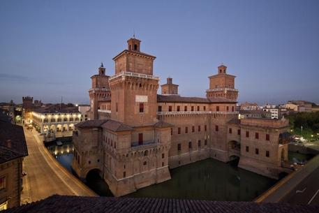 Immagine di sfondo della pagina Numeri da record per l'Emilia Romagna