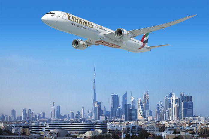 Immagine di sfondo della pagina Emirates, un ordine di 40 Boeing 787 Dreamliner