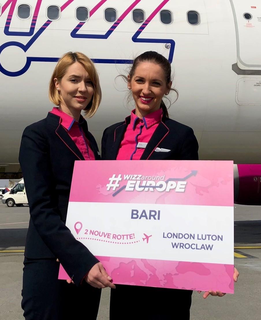 Immagine di sfondo della pagina Wizz Air, due nuove rotte da Bari