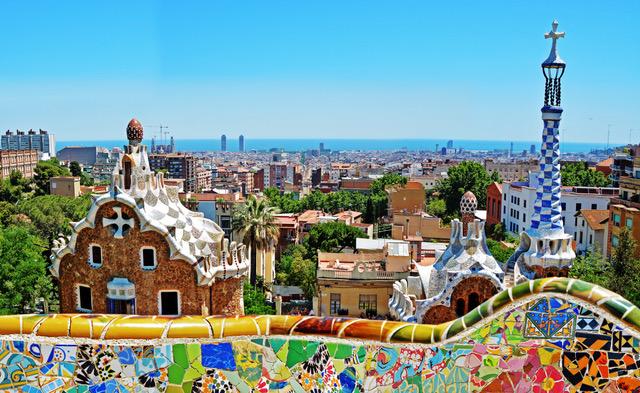 Immagine di sfondo della pagina Evolution Travel, Spagna protagonista dell'estate