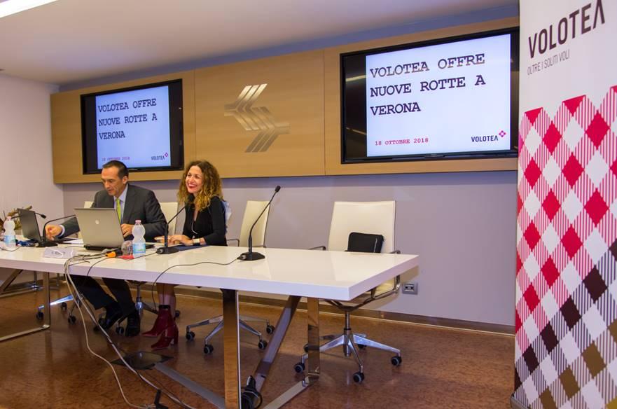 Immagine di sfondo della pagina Volotea cresce a Verona