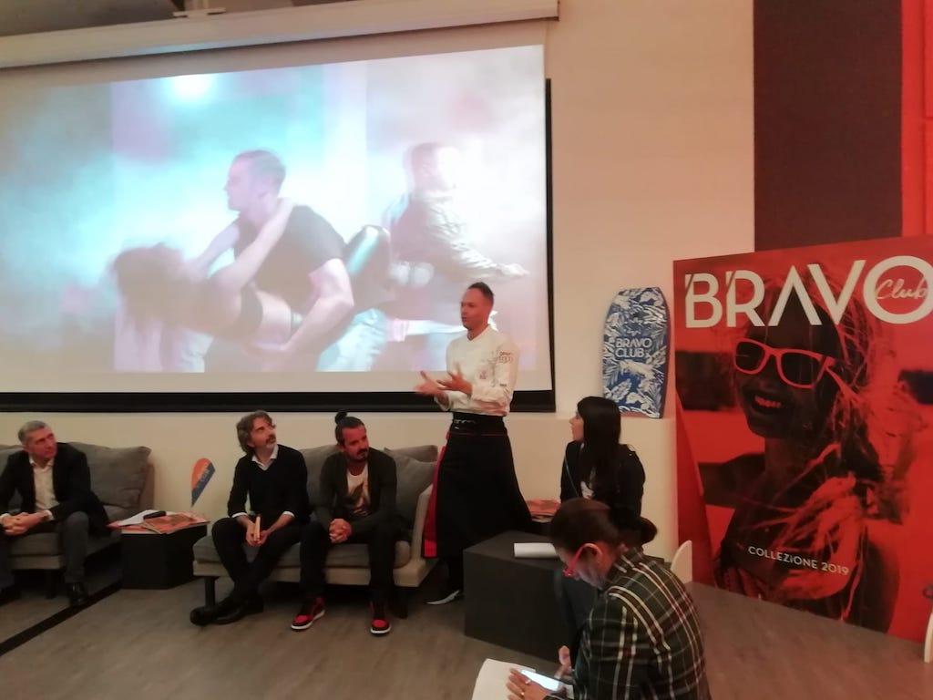 Immagine di sfondo della pagina Il nuovo format per i Bravo Club