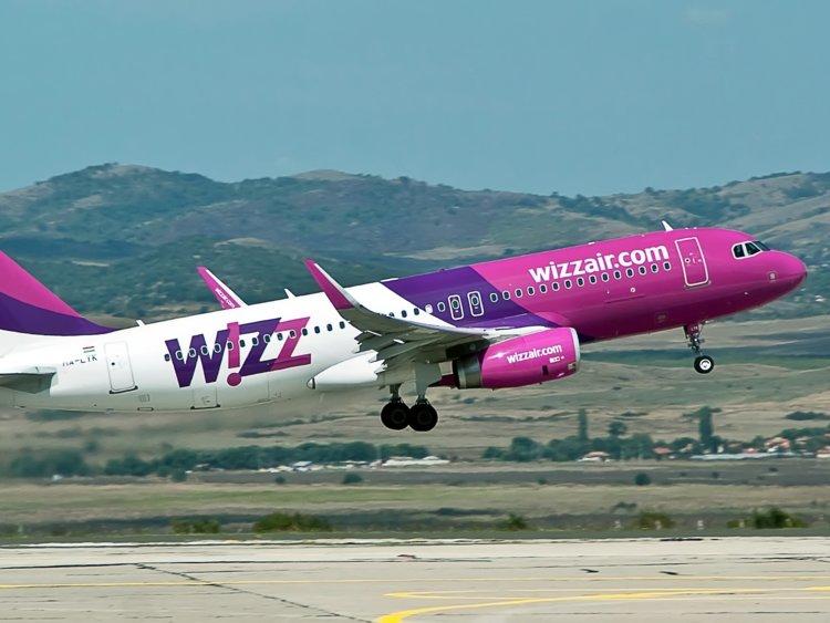 Immagine di sfondo della pagina Wizz Air, nuovo volo Torino-Chisinau