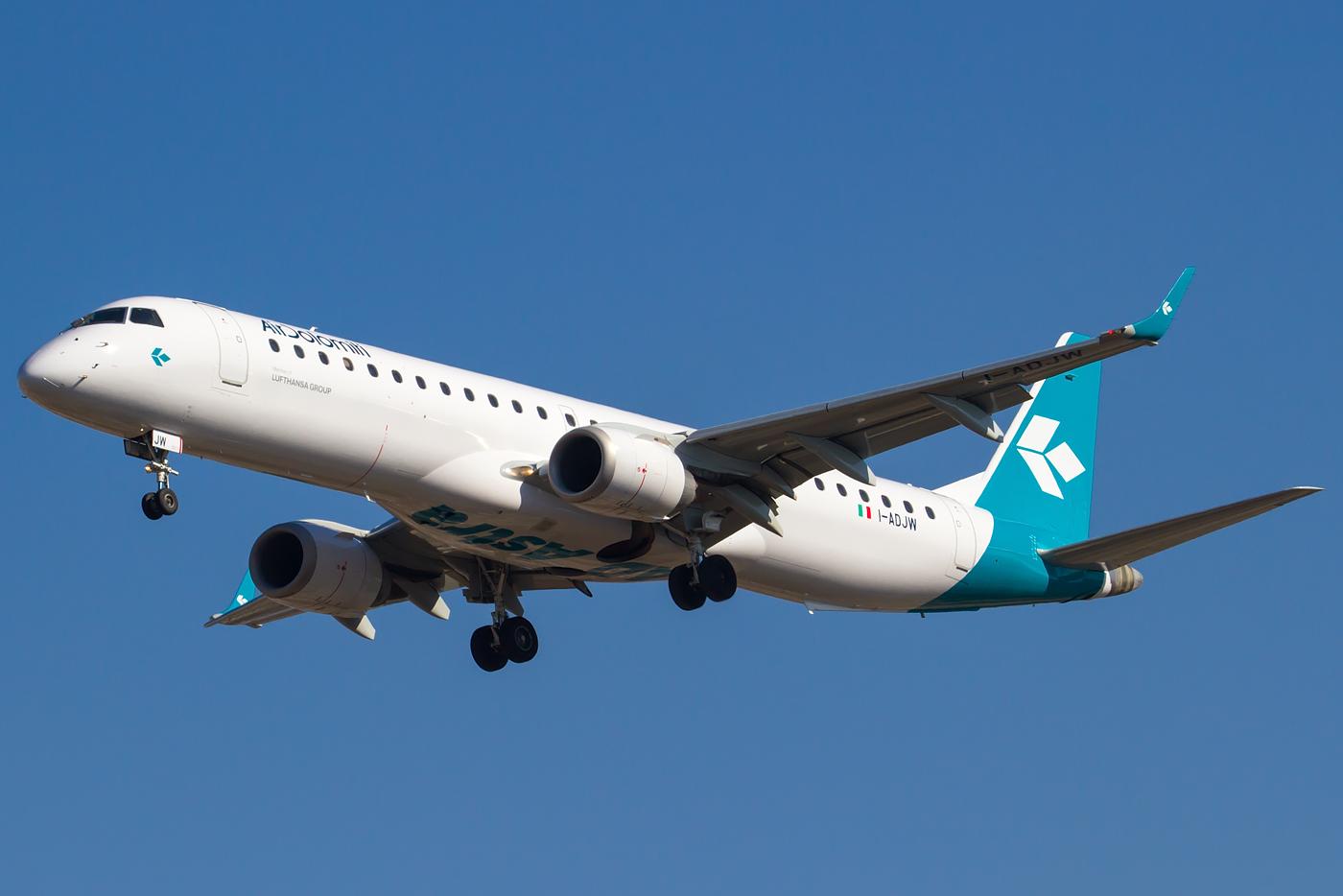 Immagine di sfondo della pagina Un premio per Air Dolomiti