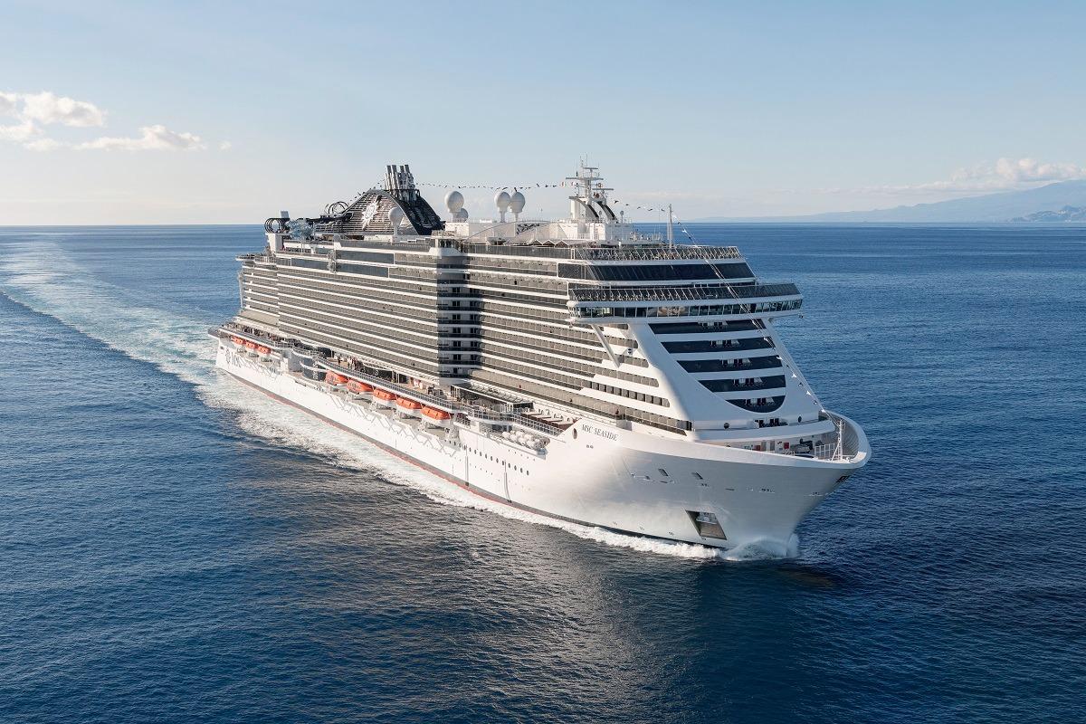 Immagine di sfondo della pagina Lo sbarco a Taranto di MSC Seaside