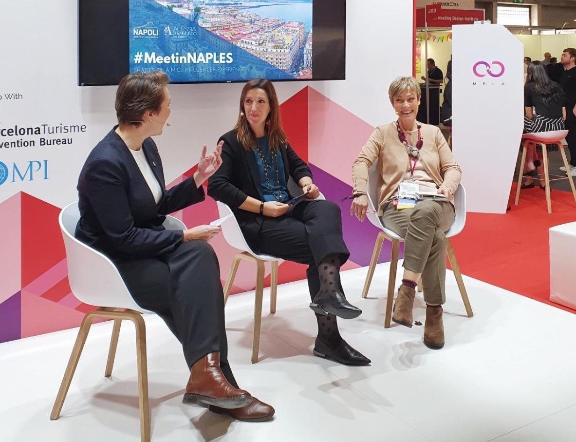 Immagine di sfondo della pagina Convention Bureau Napoli: progetto MeetInNaples 