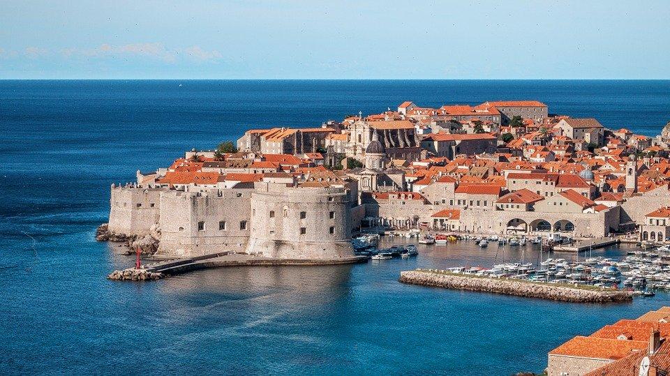 Immagine di sfondo della pagina Croazia, italia mercato strategico
