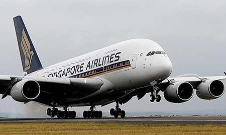Immagine di sfondo della pagina Coronavirus, Singapore Airlines riduce i voli internazionali 