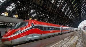Immagine di sfondo della pagina Trenitalia in Calabria col Freccia Rossa