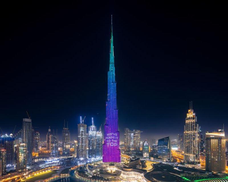 Immagine di sfondo della pagina Dubai, 1,2 milioni di luci per Burj Khalifa