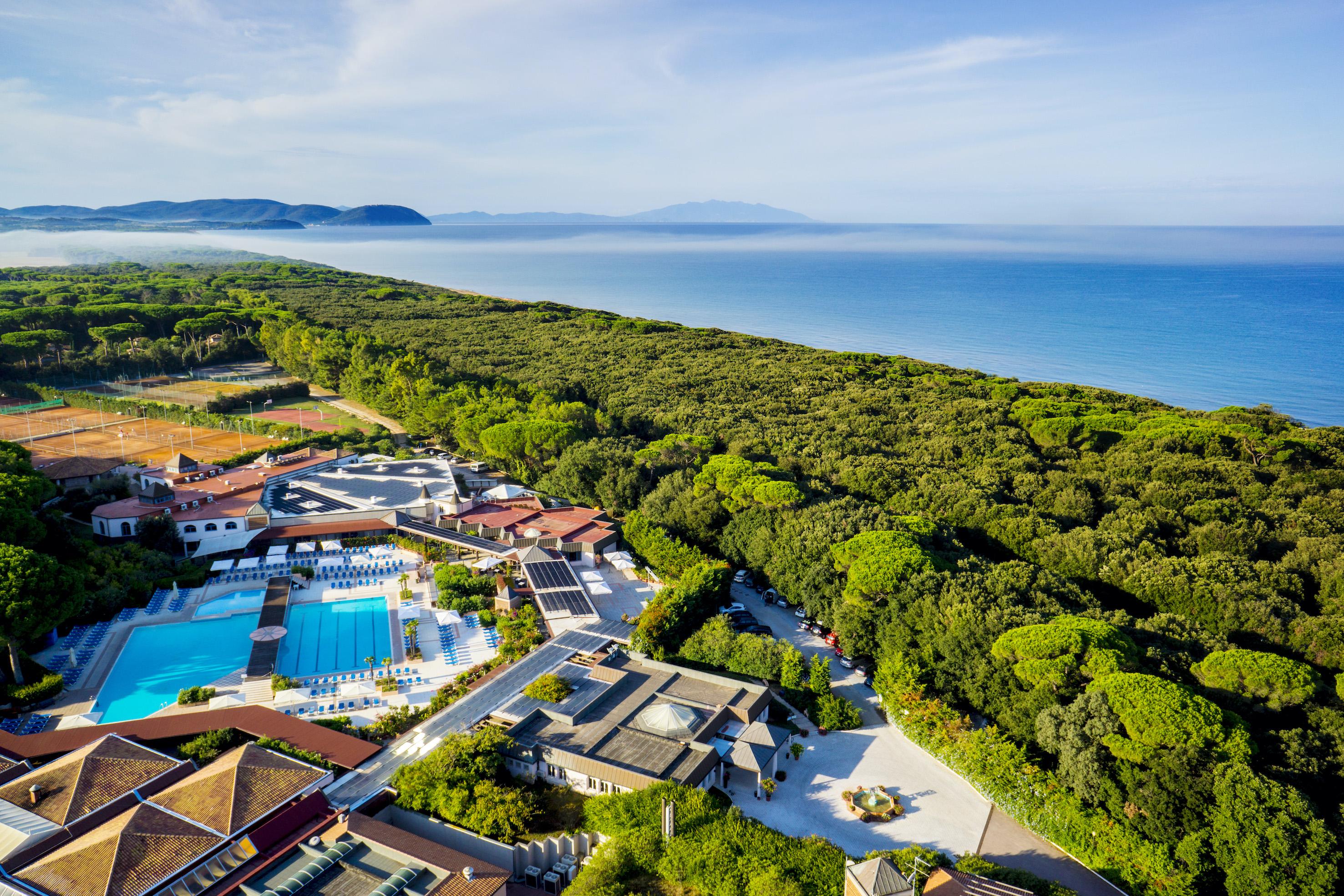 Immagine di sfondo della pagina Nicolaus con le adv al Garden Toscana Resort