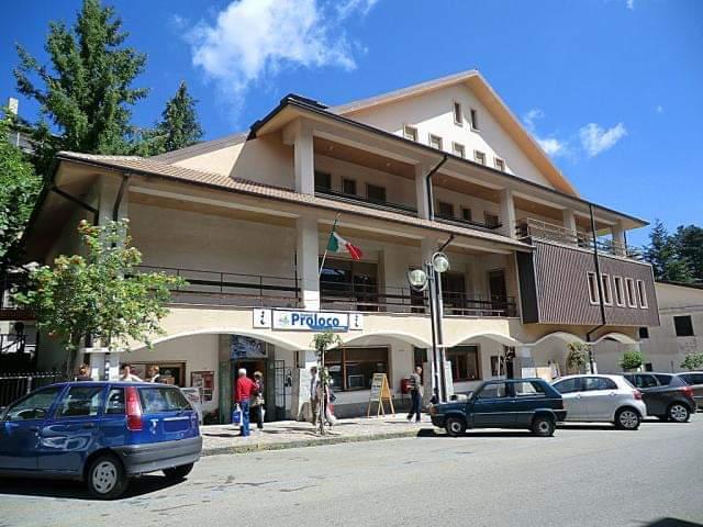 Immagine di sfondo della pagina Calabria, nuova pro loco a Camigliatello Silano