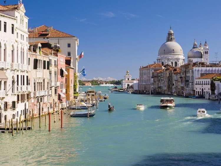 Immagine di sfondo della pagina Veneto, primo posto per la storicità dei locali