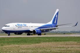 Immagine di sfondo della pagina Blue Air , voli speciali per Bucarest